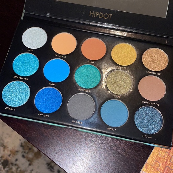 Hipdot Tulum Eyeshadow Palette - Picture 7 of 7